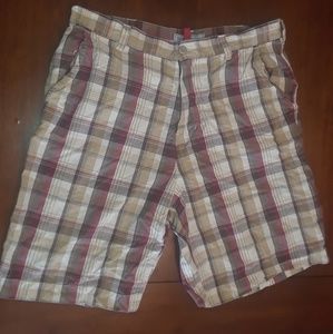 Men's 38 Plaid Old Navy Shorts